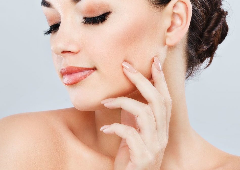 Kybella Vs. Cool Mini: Which Double Chin Treatment Is Right for You?