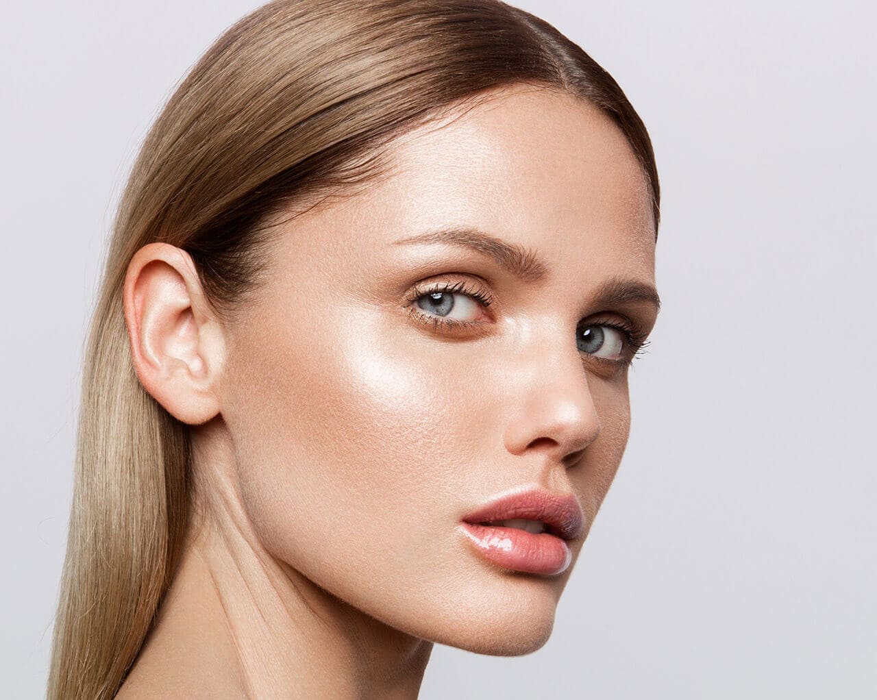 How-to-Achieve-a-Chiseled-Jawline